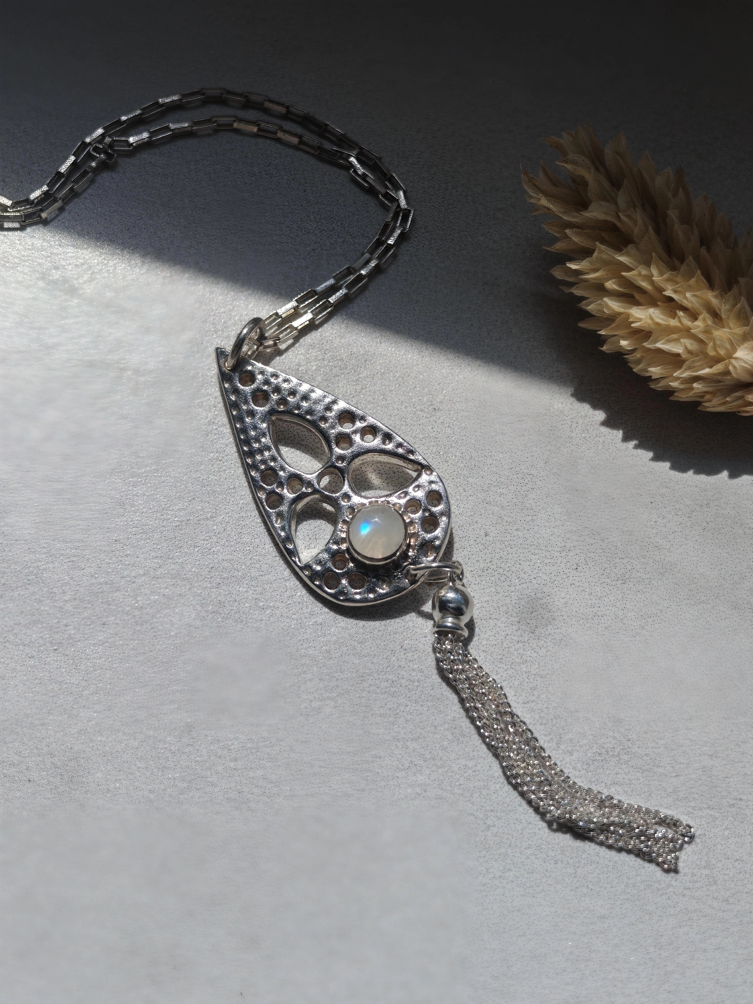 OX✨ JEWELRY SILVER TASSEL NECKLACE OX✨ JEWELRY SILVER TASSEL NECKLACE OX JEWELRy High-End SILVER