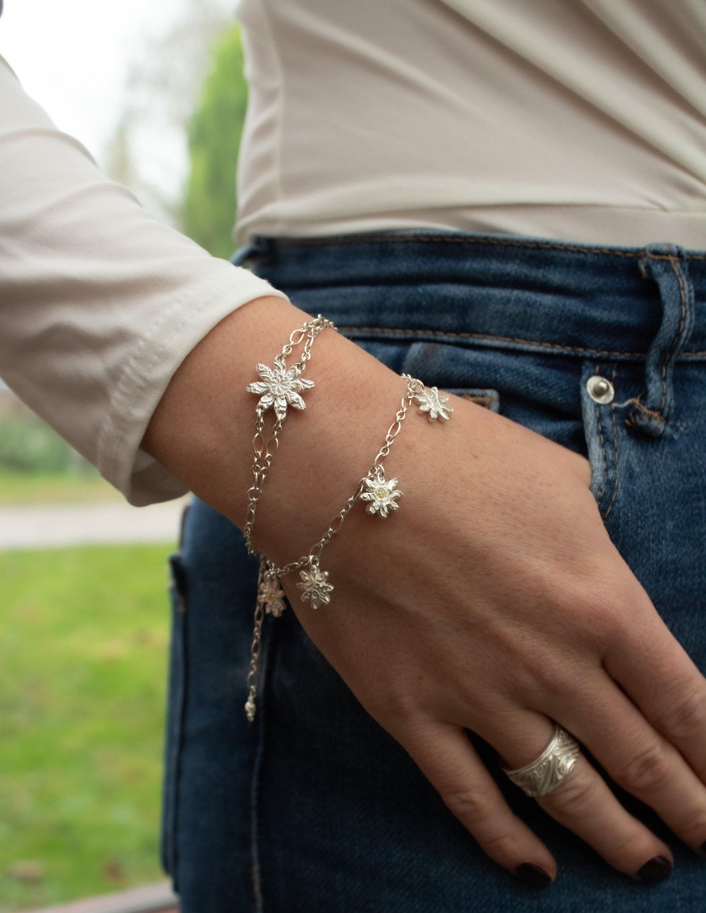 Daisy bracelet - BlossomJewellery