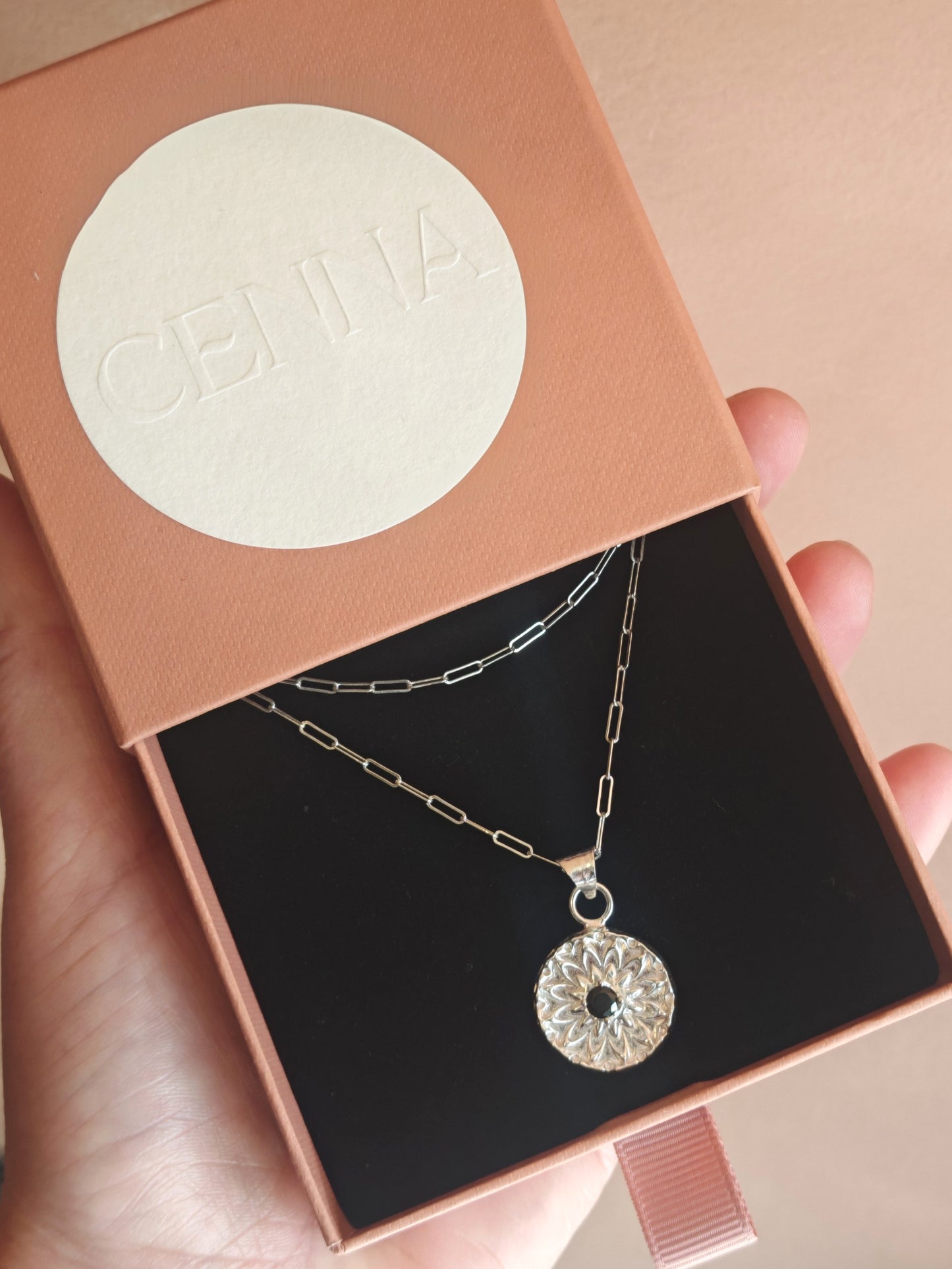 Double chain Aurora necklace