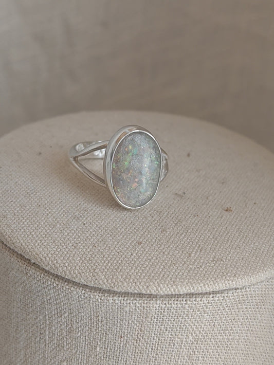 Large oval cremation split band ring