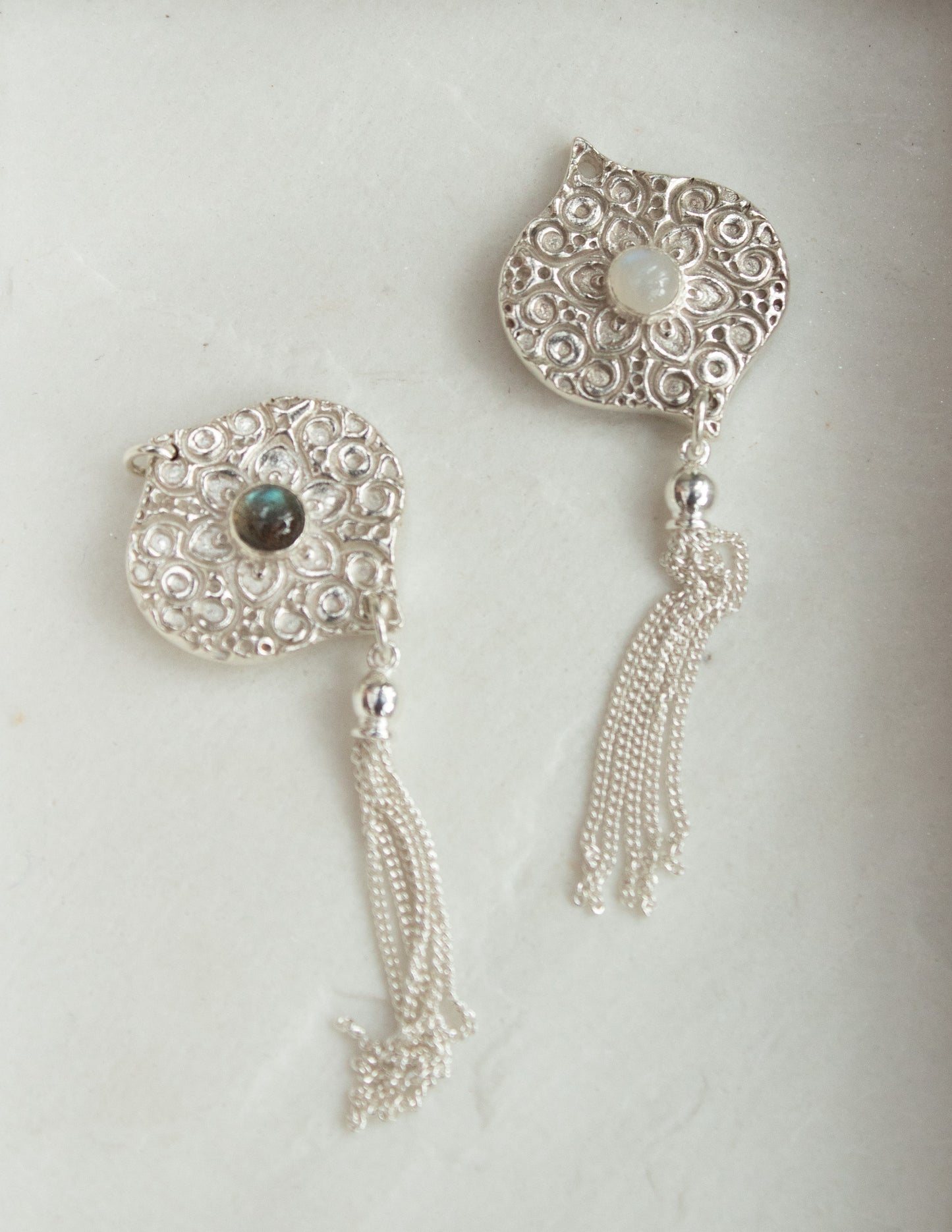 Ogee tassel long chain necklace